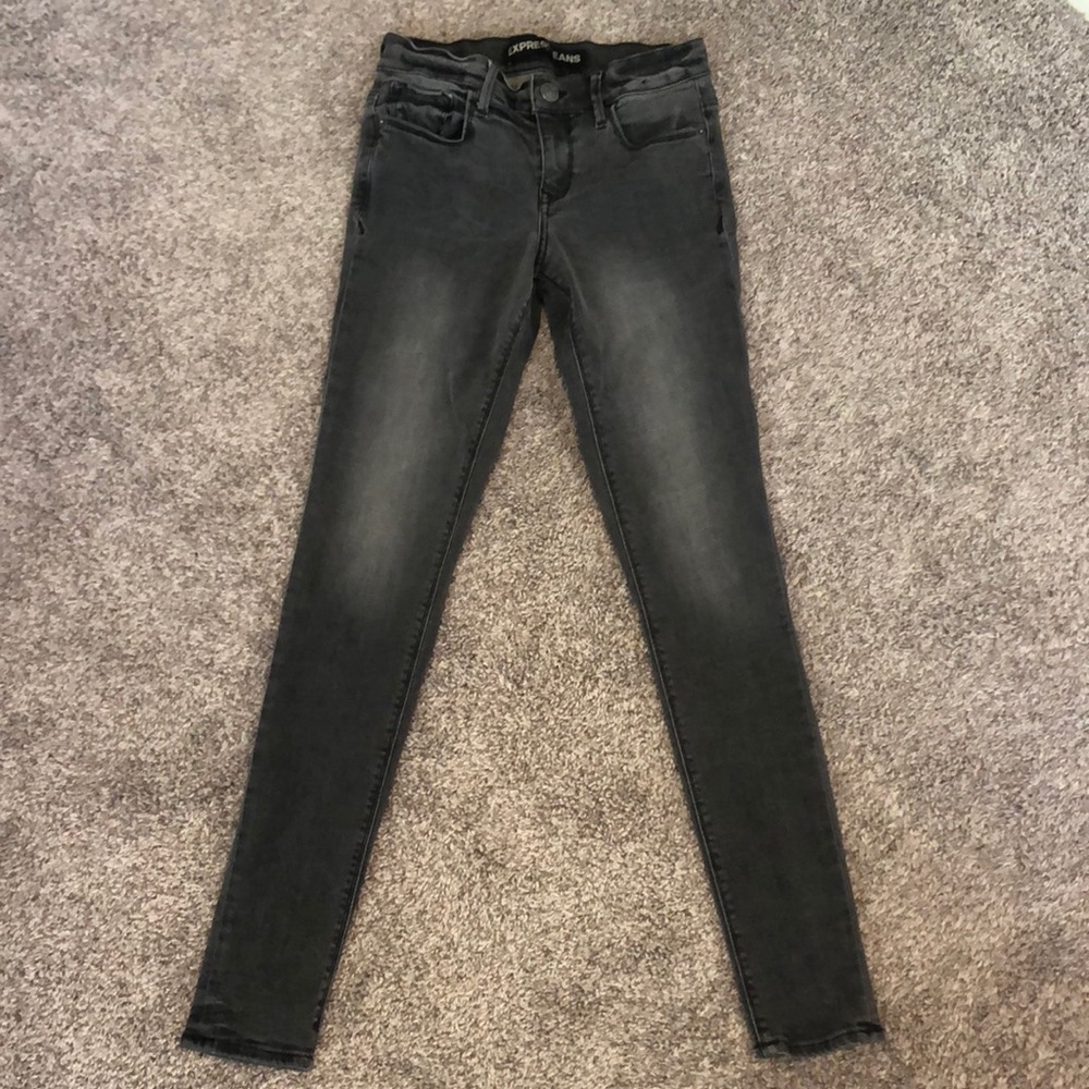 Express Mid Rise Jeans